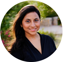 Yashoda Latkar circle headshot